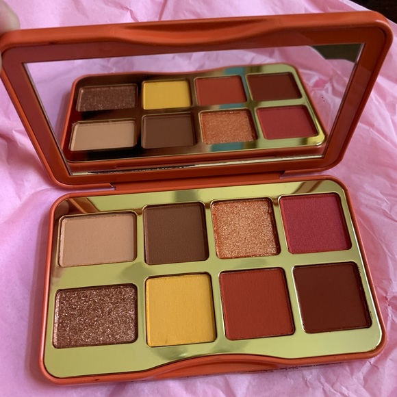 Too Faced Light My Fire Eyeshadow Palette BNIB - Picture 12 of 16